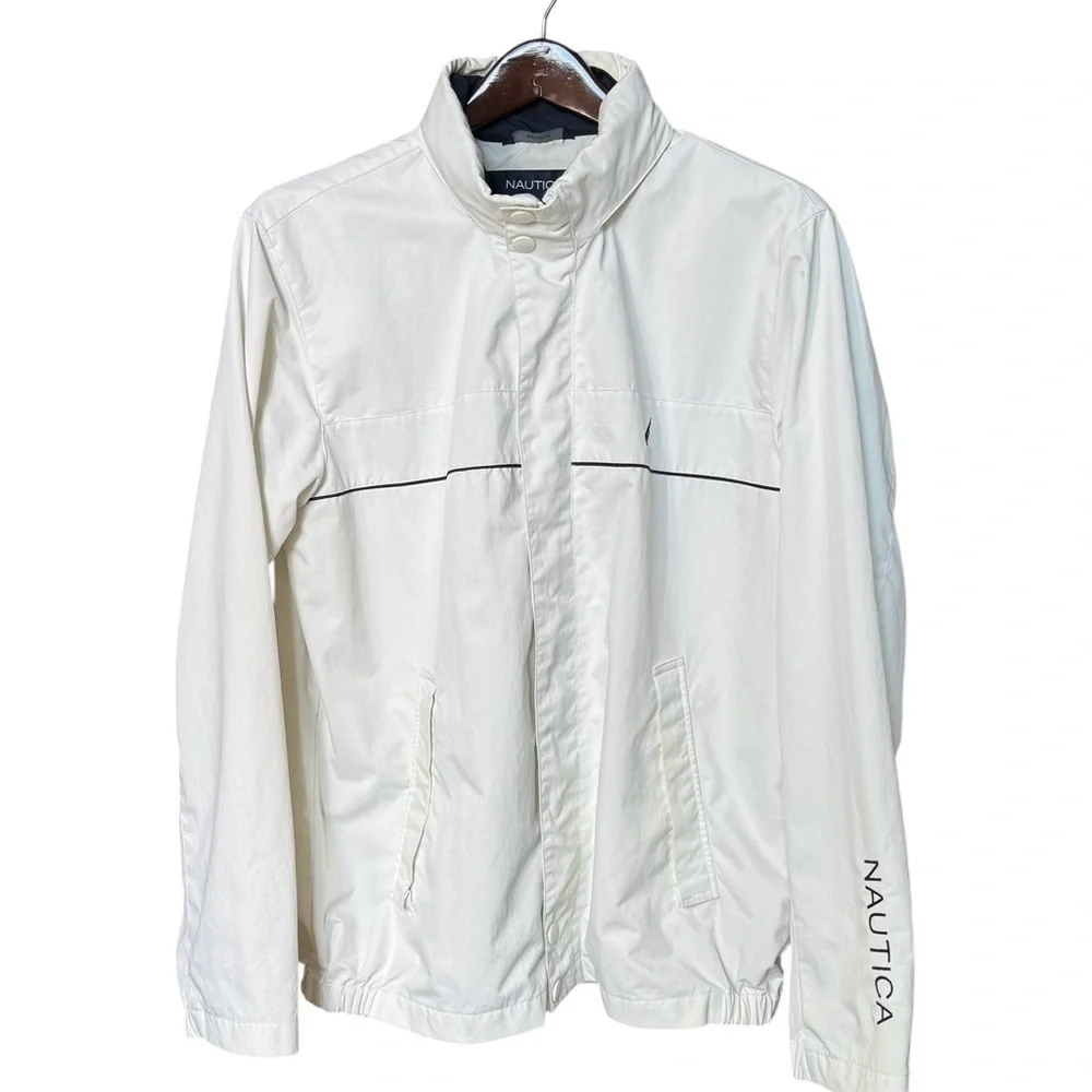 Nautica Men's Large White Sailing Windbreaker Jacket Hood Under Collar Tuck